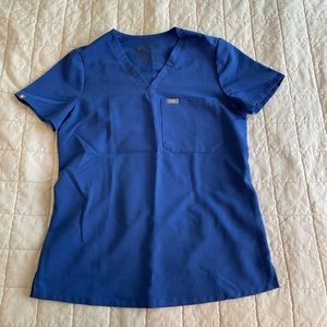 Catarina™ One-Pocket Scrub Top